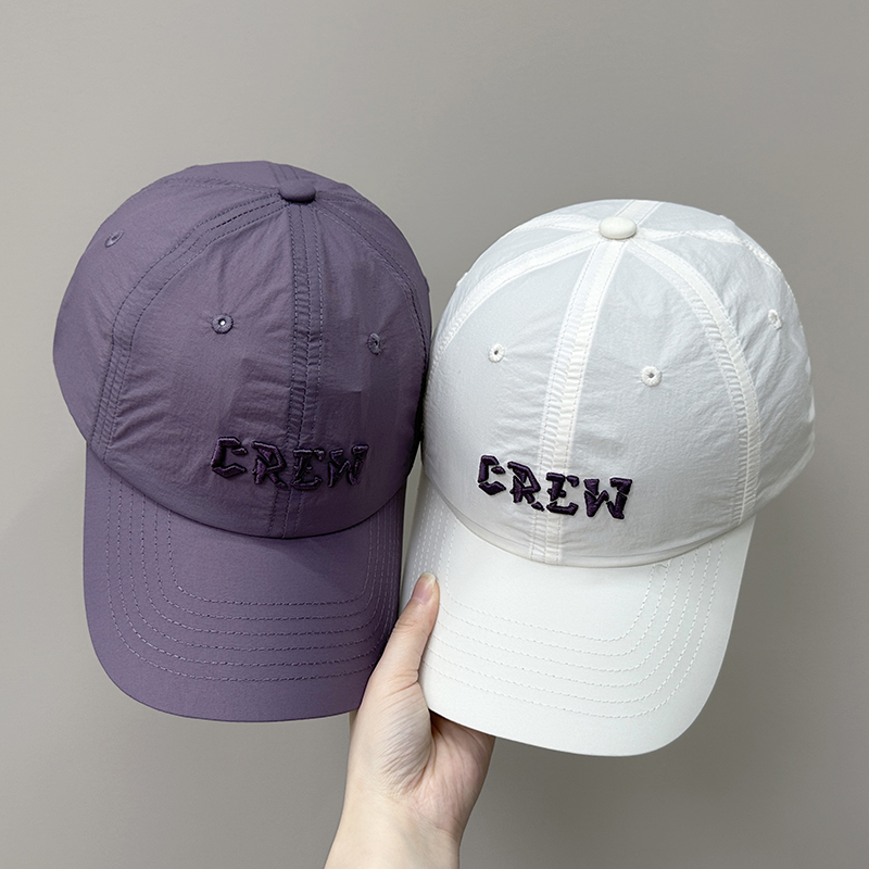 帽子 レディース 軽やか刺繍入りクルーキャップ