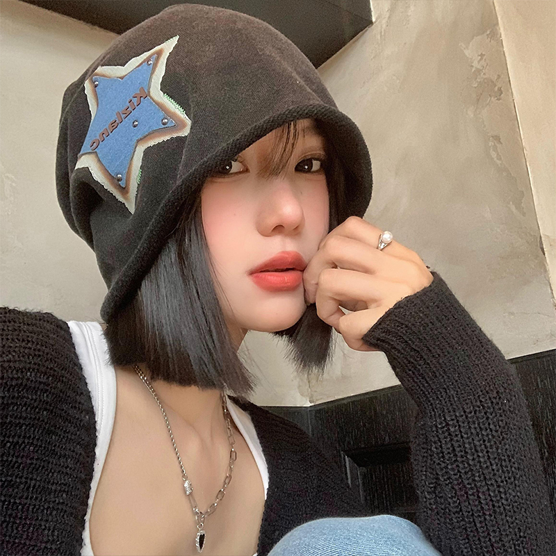 帽子 レディース 星形装飾フェルト　ビーニー