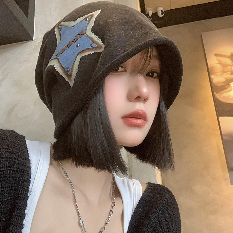 帽子 レディース 星形装飾フェルト　ビーニー