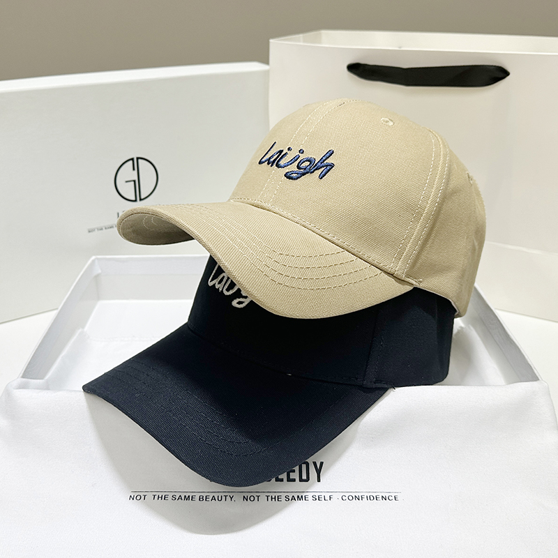 帽子 レディース 筆記体ロゴ入りシンプルキャップ