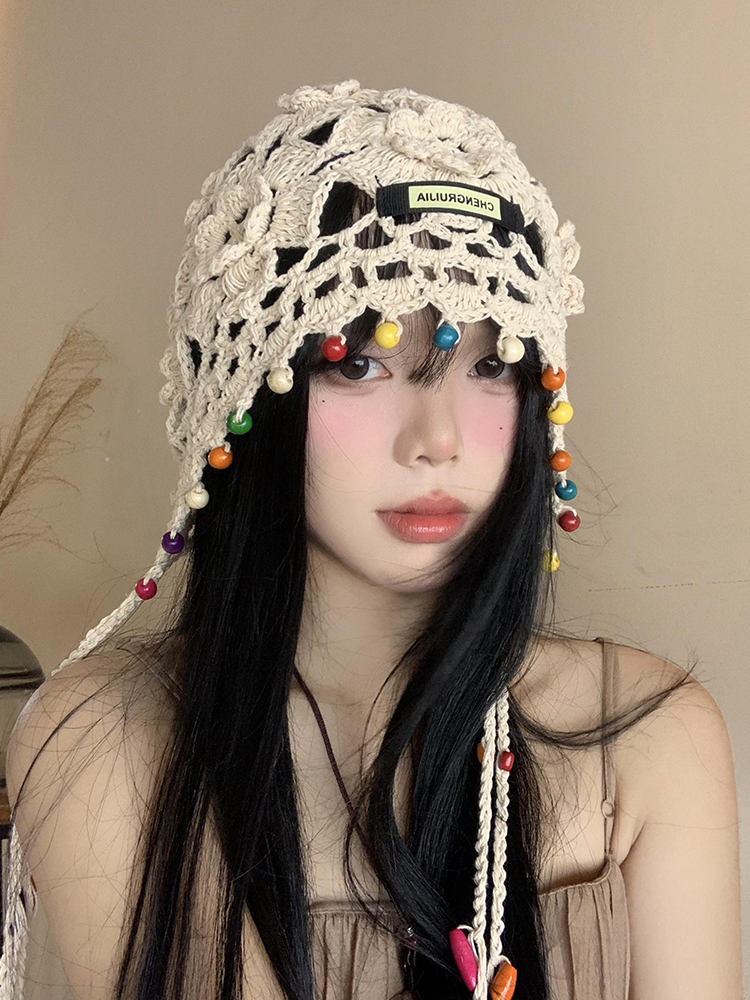帽子 レディース 透かし編み　カラフルビーズ付きニット帽