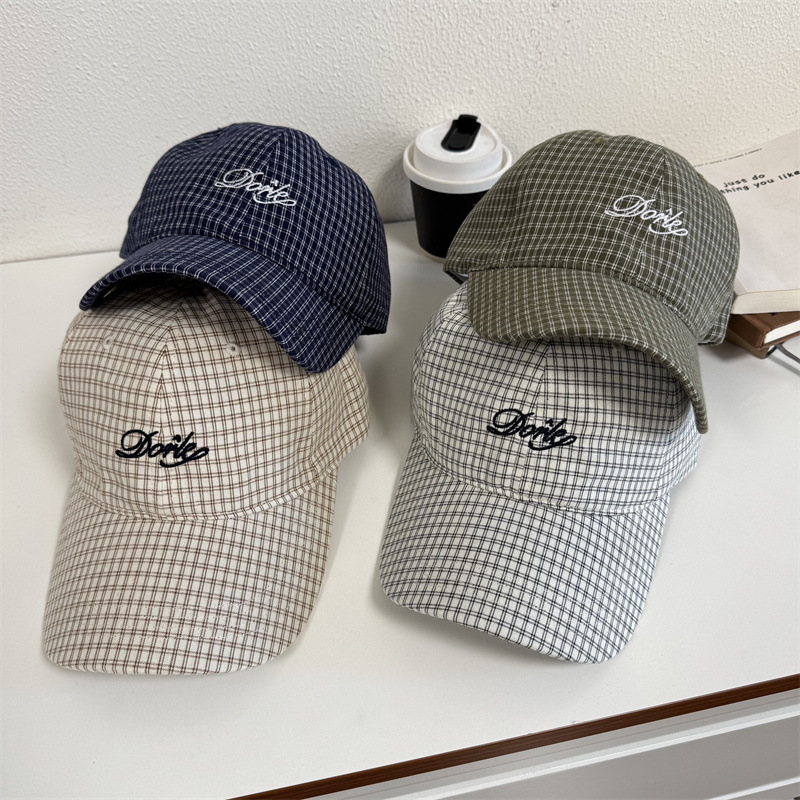 帽子 レディース チェック柄刺繍入りシンプルキャップ