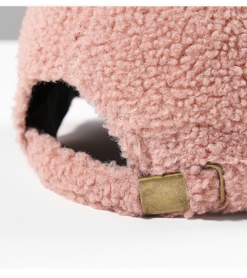 帽子 レディース ふわふわボア素材刺繍入りキャップ
