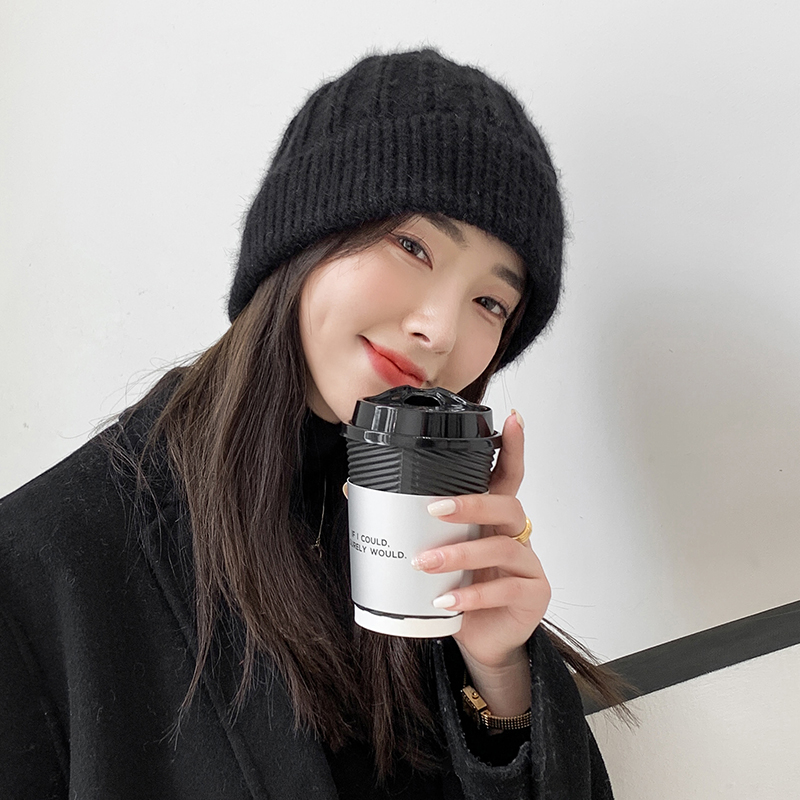 帽子 レディース ふわもこ編み目ワッペン付きニット帽