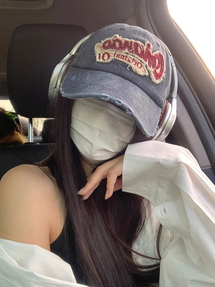 帽子 レディース ヴィンテージ風ワッペン付きキャップ