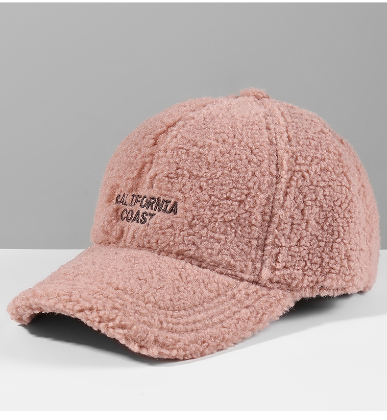 帽子 レディース ふわふわボア素材刺繍入りキャップ