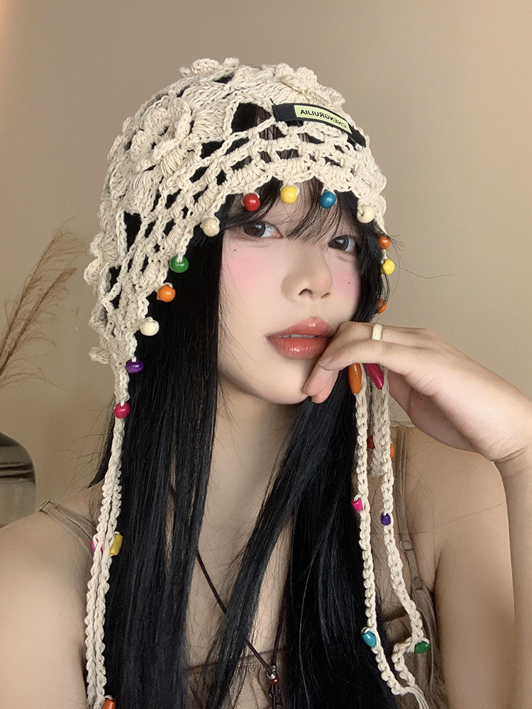 帽子 レディース 透かし編み　カラフルビーズ付きニット帽