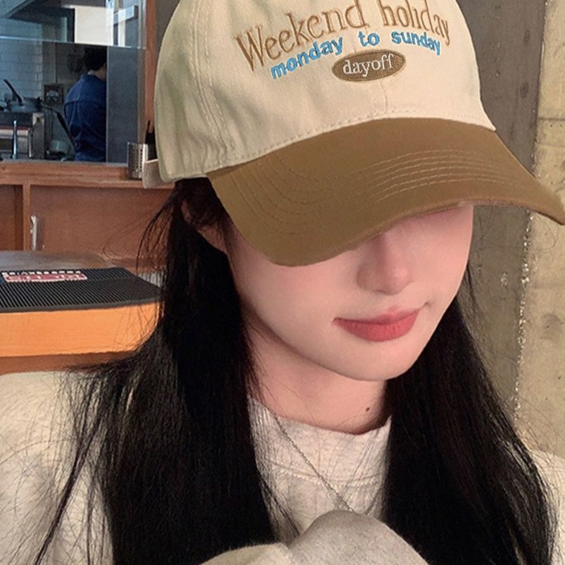 アウトドア　帽子 刺繍入り文字ロゴキャップ レディース 日焼け対策