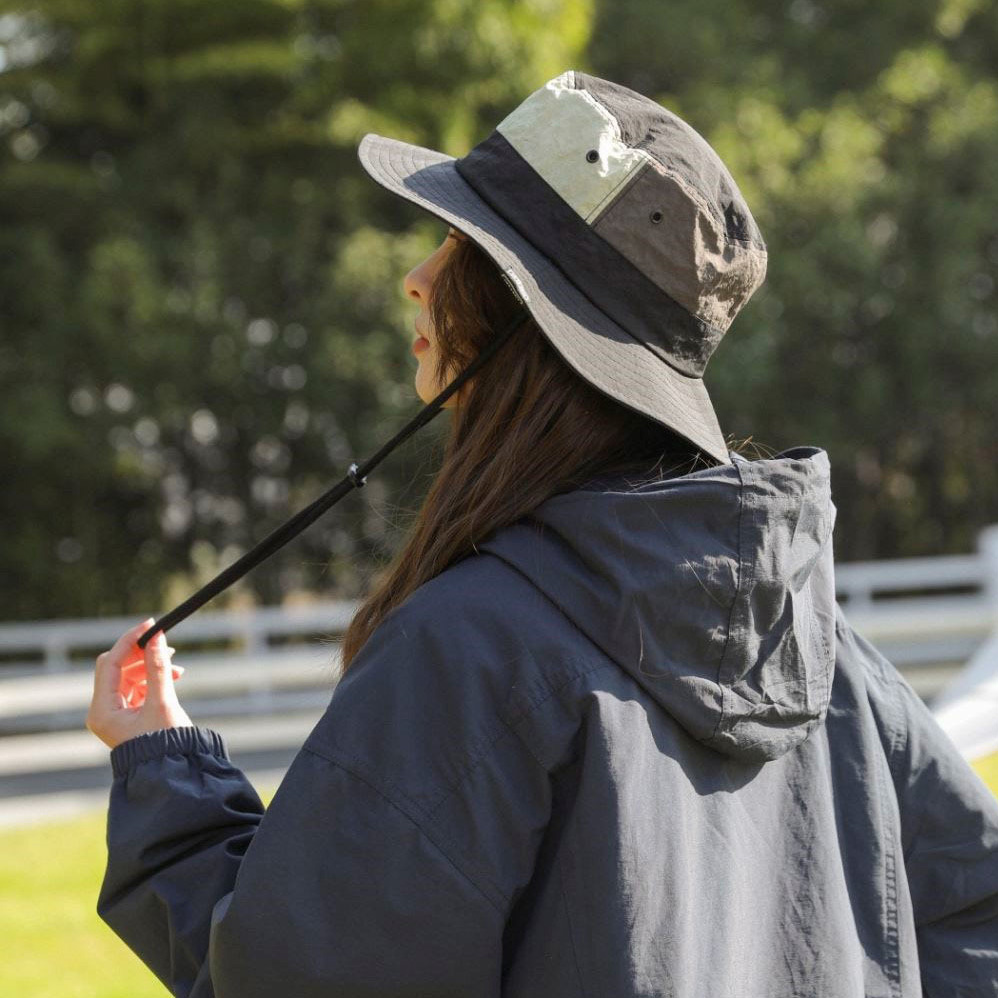 アウトドア　帽子 配色つば広帽子 紫外線対策 あご紐付き 四季対応