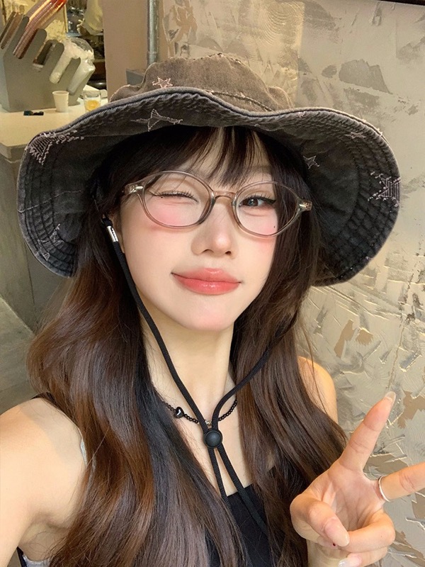 アウトドア　帽子 水洗い加工デニム帽子 女性用 幅広つば 紫外線対策 登山用