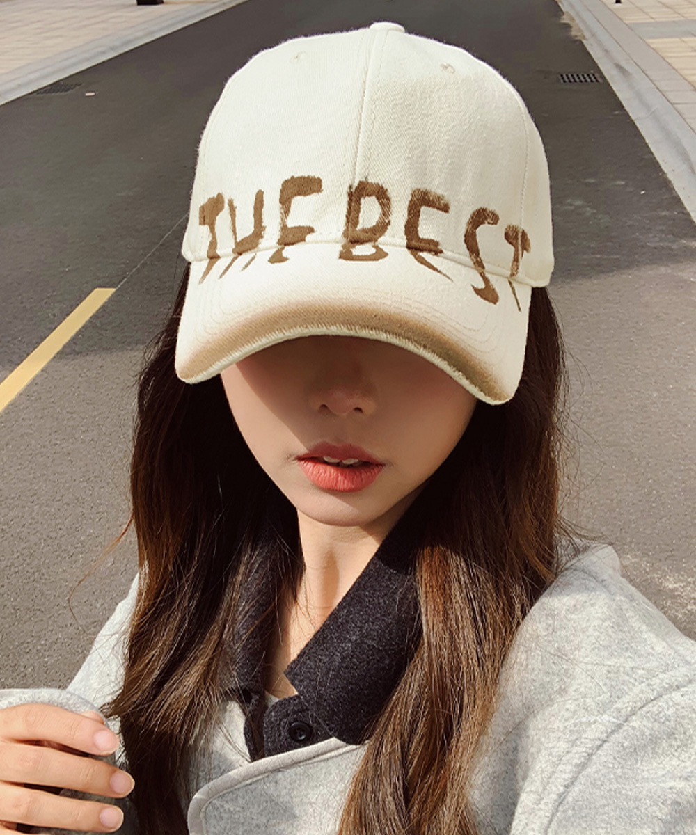 アウトドア　帽子 野球帽 文字ロゴ 小顔効果 深めキャップ