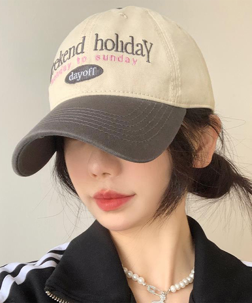 アウトドア　帽子 刺繍入り文字ロゴキャップ レディース 日焼け対策