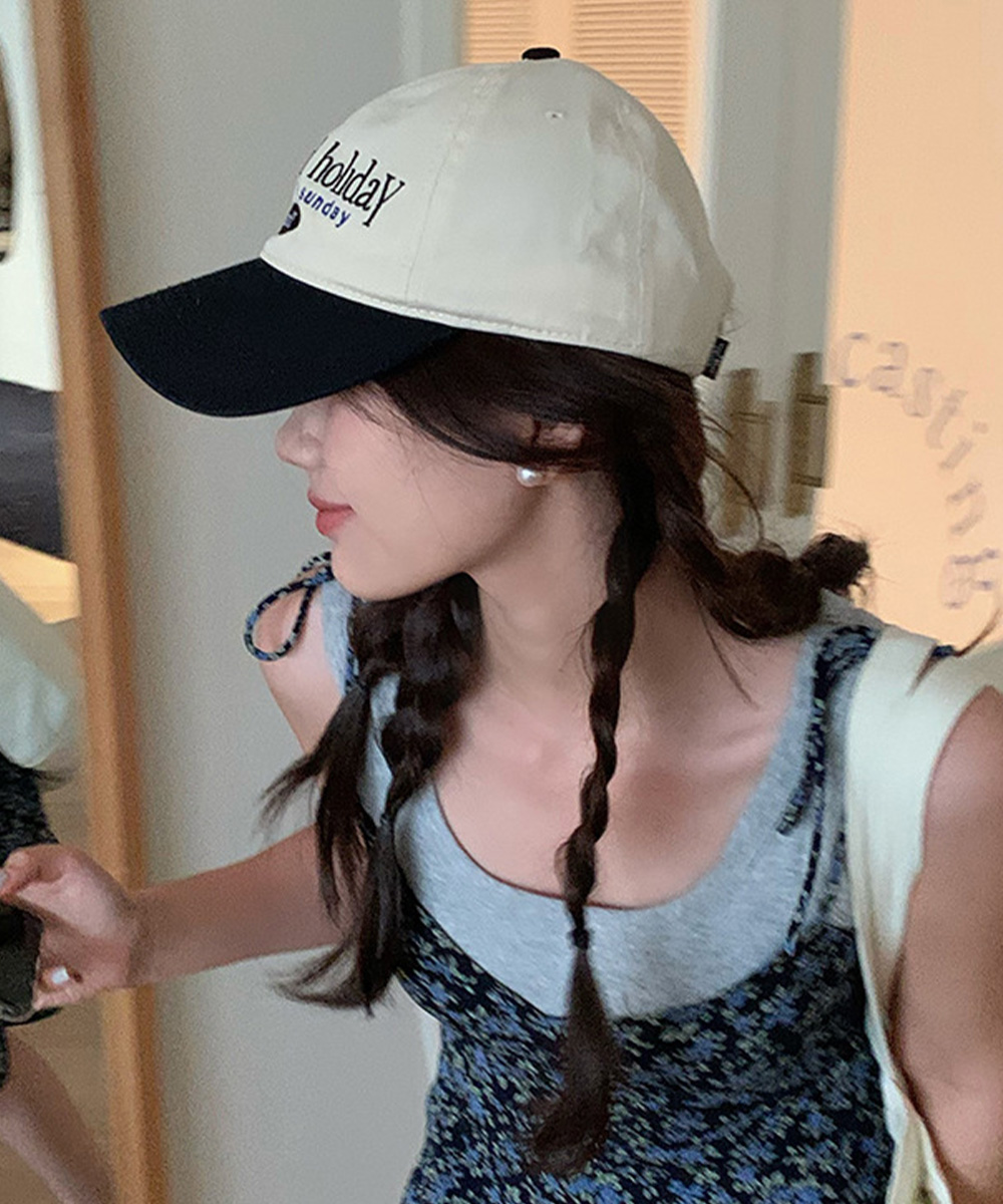 アウトドア　帽子 刺繍入り文字ロゴキャップ レディース 日焼け対策