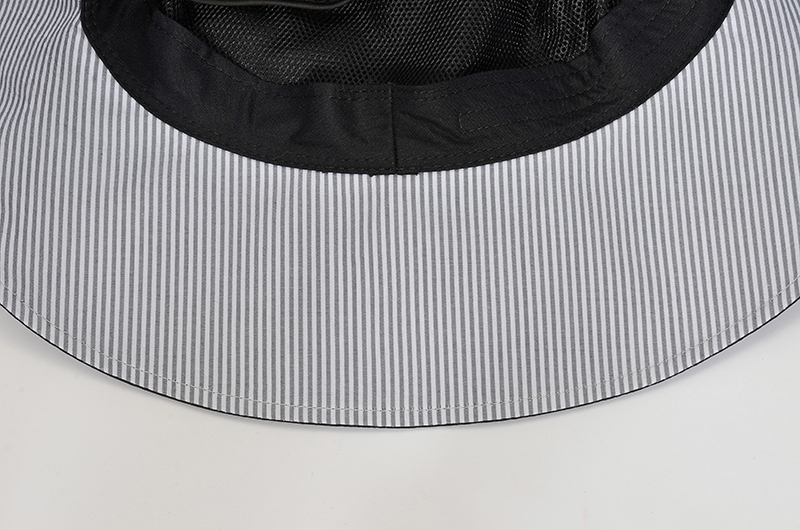 アウトドア　帽子 小顔効果抜群　撥水機能付きつば広帽子