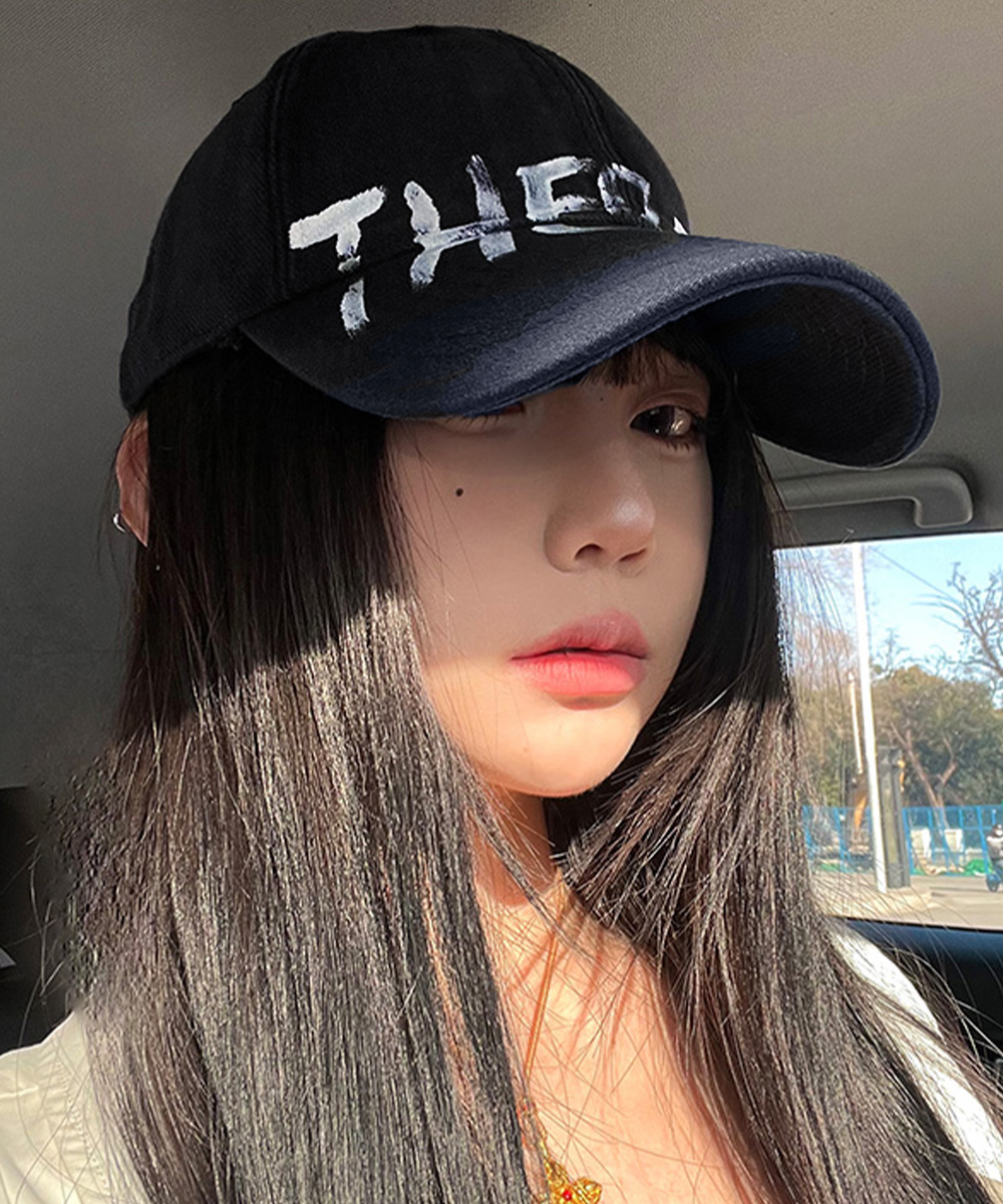 アウトドア　帽子 野球帽 文字ロゴ 小顔効果 深めキャップ