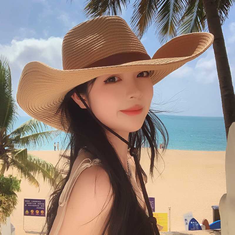 韓国っぽい雰囲気がかわいい！紐付き麦わら帽子で夏の爽やかスタイル5選