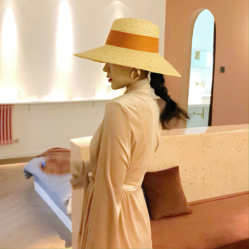 ハット 優美なつば広麦わら帽子
