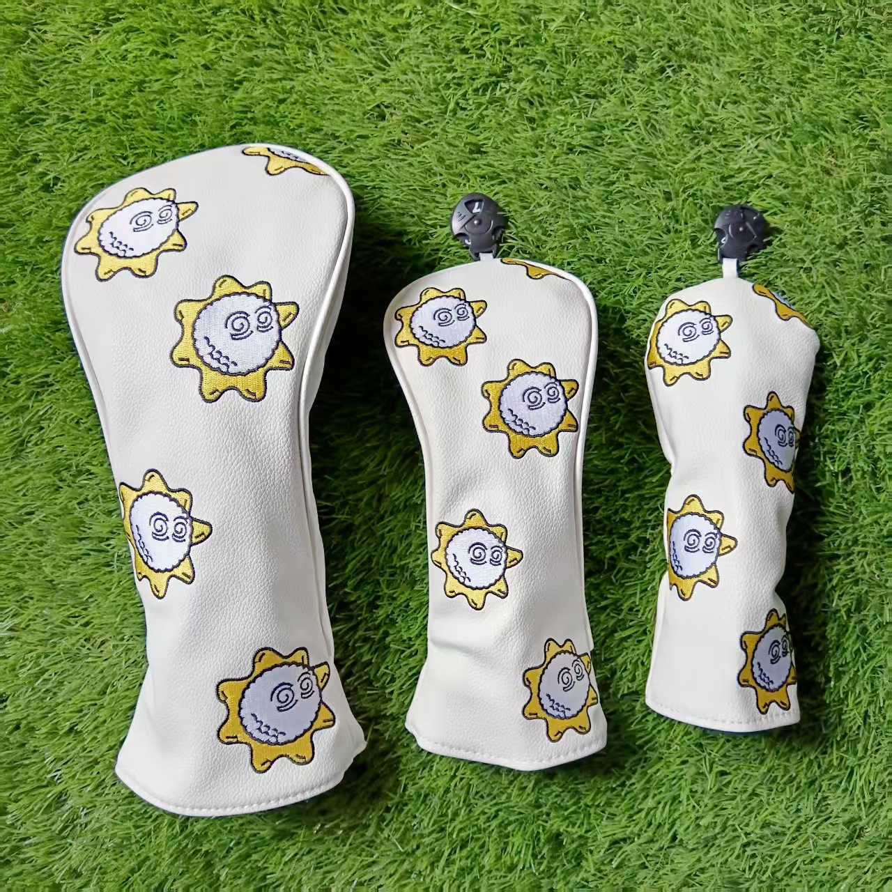 ヘッドカバー ゴルフボール太陽刺繍デザインドライバーカバー
