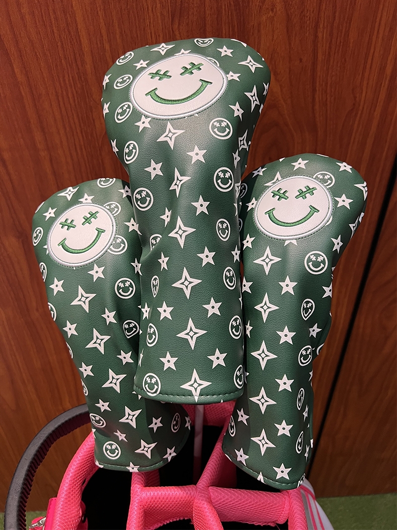 ヘッドカバー 笑顔と星柄のウッドカバー