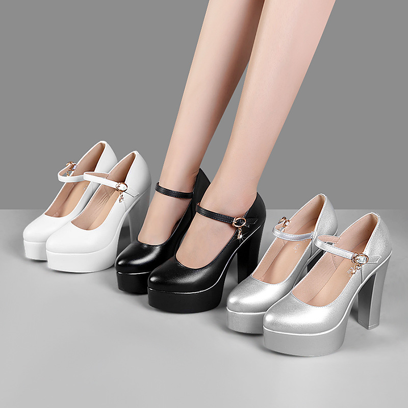 https://fulmo-img-server.com/heelme/0fd1c76e-b498-42c2-ac5d-b7a2042ab51f.jpg