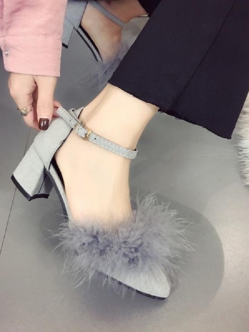 https://fulmo-img-server.com/heelme/14c1bb84-2710-497f-9ac0-22b94eba26b0.jpg