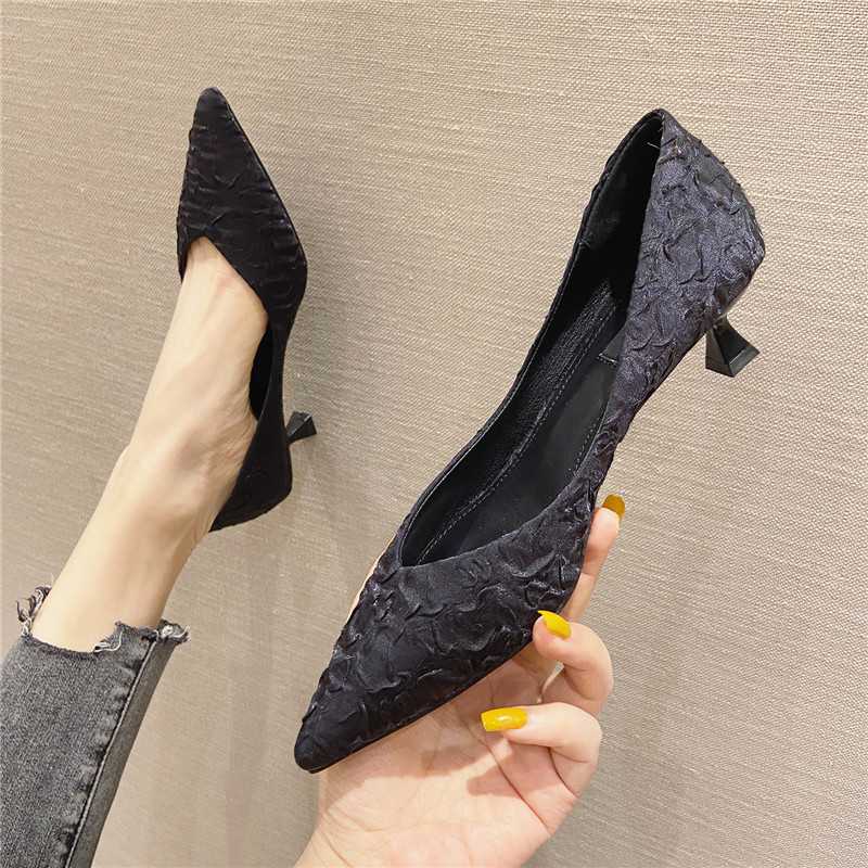 疲れにくい＆美脚になれる！おすすめのヒールパンプス5選