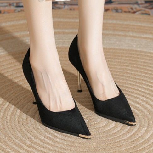 https://fulmo-img-server.com/heelme/1780900150740_6rpji5wp_p0rv70x4.jpeg