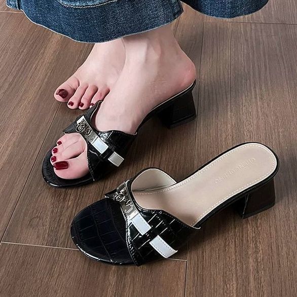 ヒール 型押し装飾サンダル ミュール