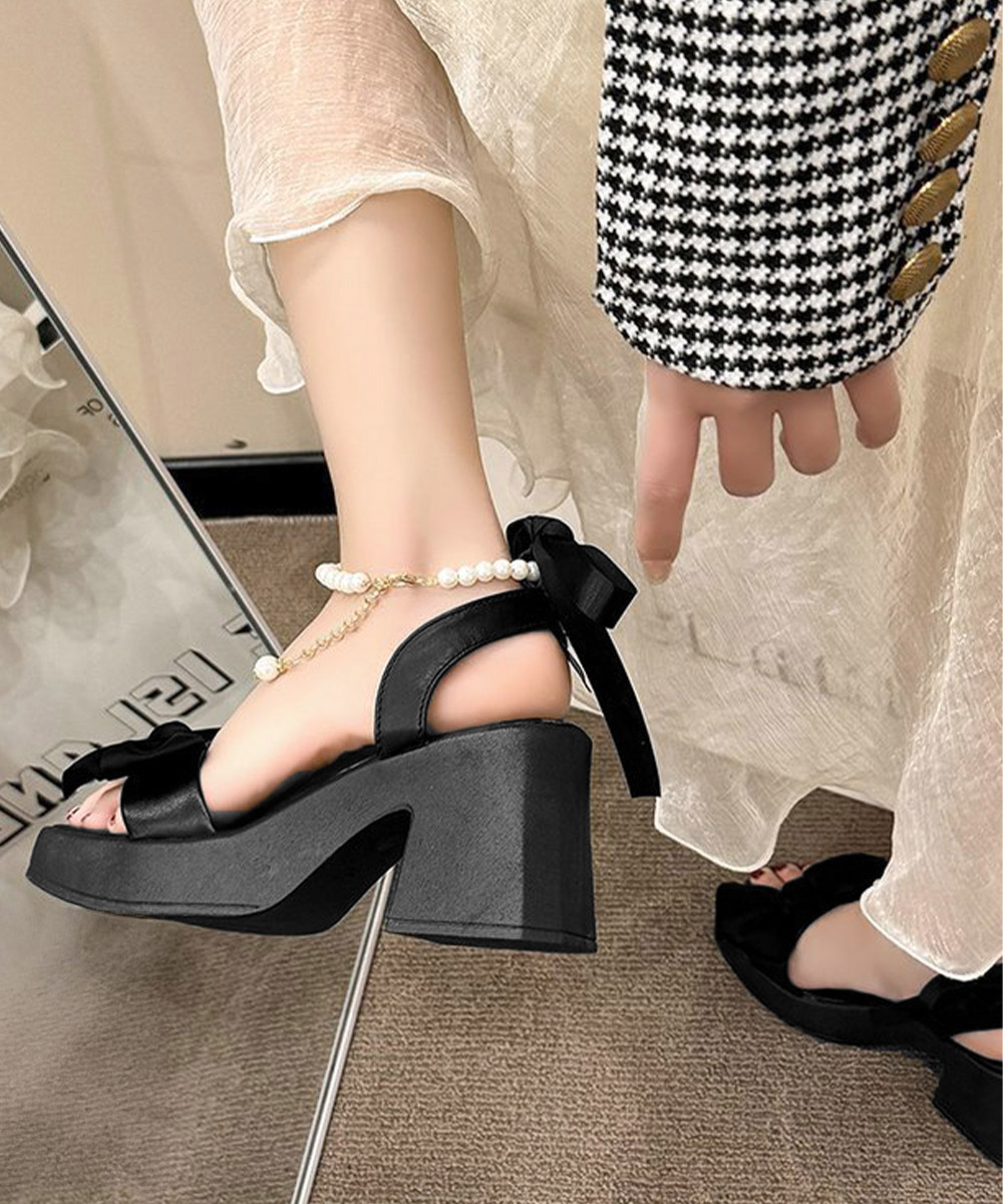 https://fulmo-img-server.com/heelme/5fdda97b-ae01-4350-8389-689694b274be.jpg