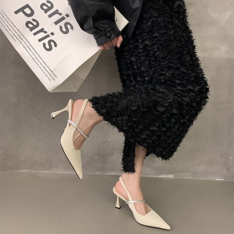 ヒール ラインストーンベルト尖りパンプス