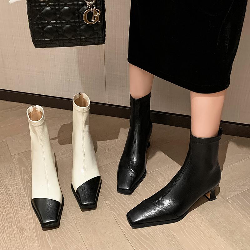 https://fulmo-img-server.com/heelme/9c3fe73c-0bab-41e1-b56b-fc3d4ca2230a.jpg
