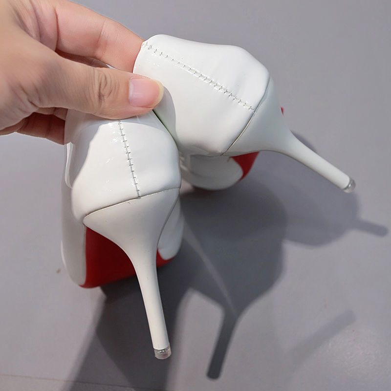 エナメル素材 尖りトゥ 12センチヒール パンプス