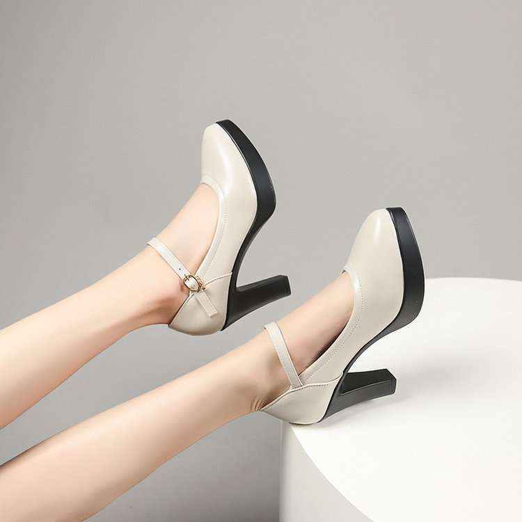 https://fulmo-img-server.com/heels/04083c3a947347499cfa195d0ebe67be.jepg