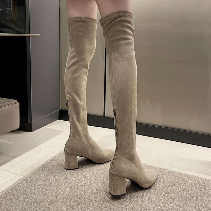 https://fulmo-img-server.com/heels/18cb5cc059ed414a91faf10811b695ee.jepg