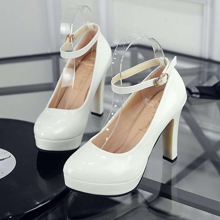 https://fulmo-img-server.com/heels/232348ef40b24cbcb0c028deef505808.jepg
