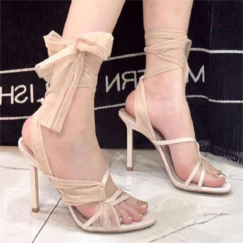 https://fulmo-img-server.com/heels/321520e74259448f86cdc57e39f14e25.jepg