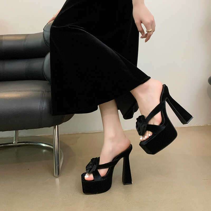 https://fulmo-img-server.com/heels/6269661f01744f30a7e3f633b3f1ce83.jepg