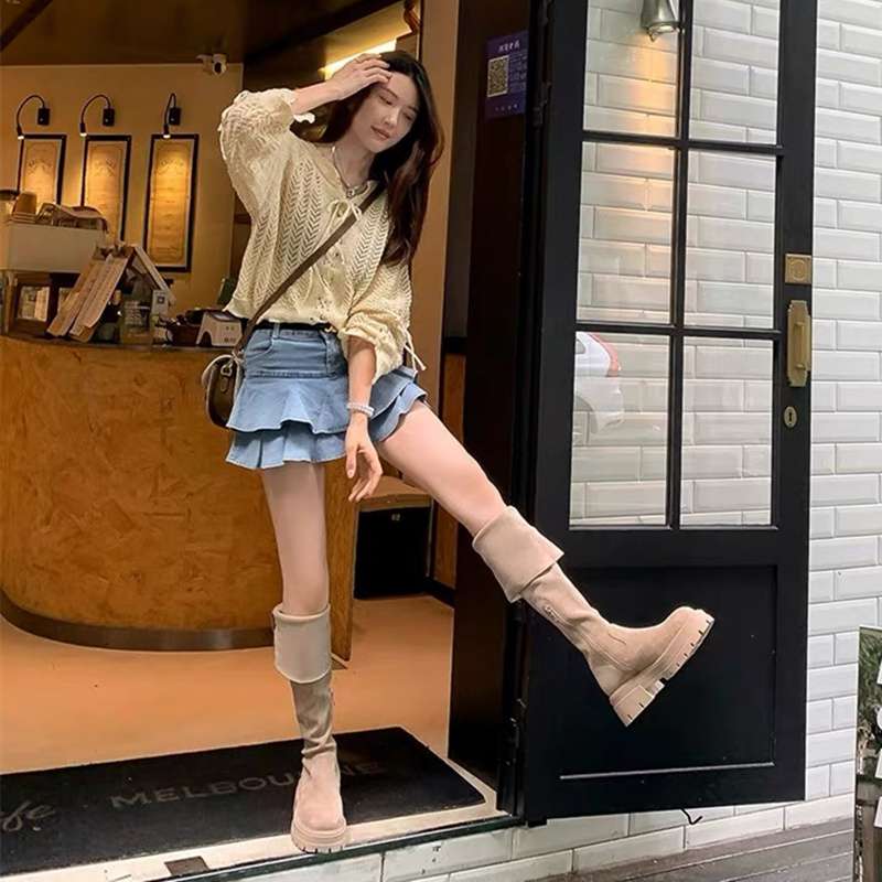 https://fulmo-img-server.com/heels/64513c2a8ff24e029f283a84111dfeaf.jepg