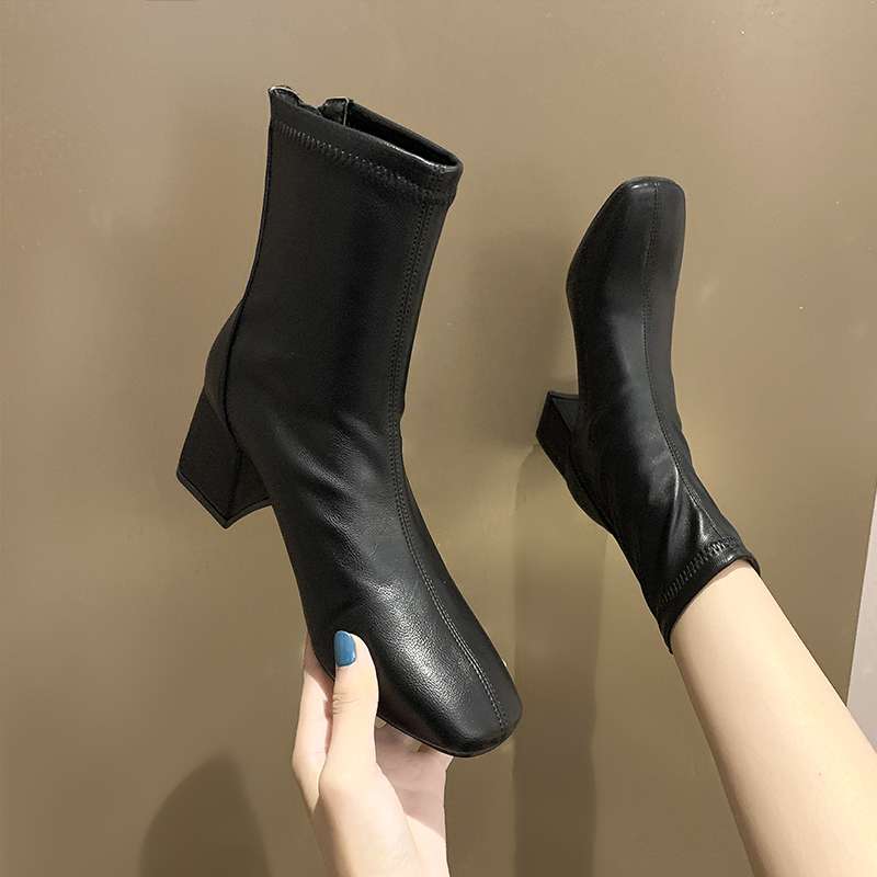 https://fulmo-img-server.com/heels/aec5d0028fde4059bbfe53118e1733dc.jepg