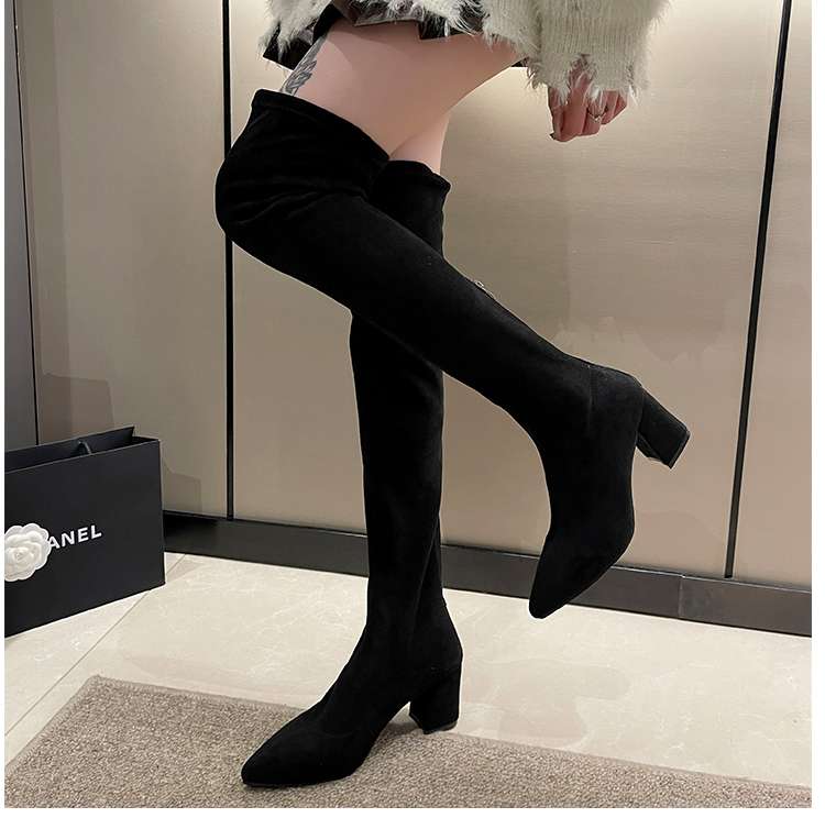 https://fulmo-img-server.com/heels/b2c16604eced49c3819946426e0bd7c5.jepg