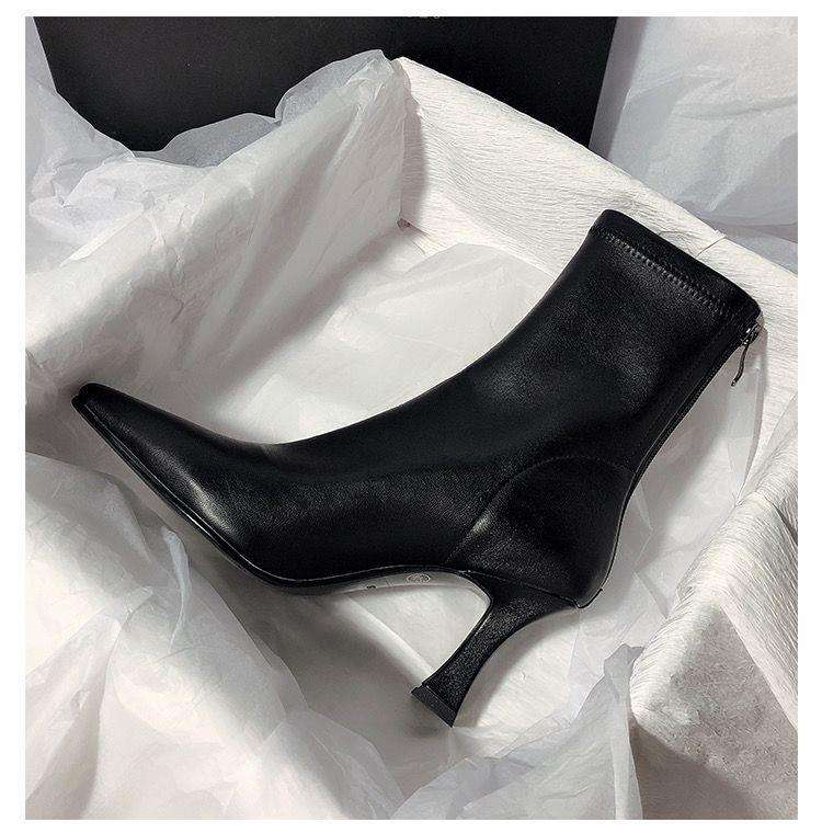 https://fulmo-img-server.com/heels/b5f71dc81f6b49d3b3efac4f1ce65575.jepg