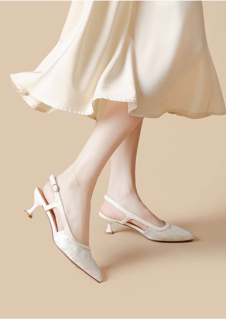 ハイヒール 優美なバックストラップ細ヒール