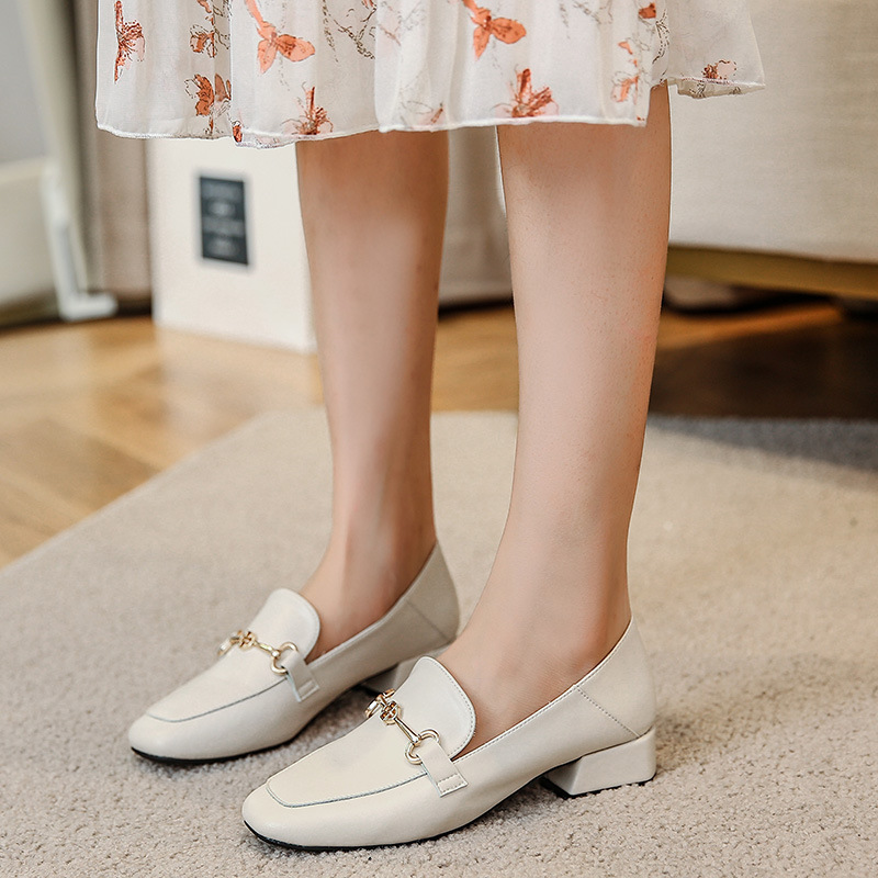https://fulmo-img-server.com/heels/f8163508-ddd1-44ec-95ce-312e63ea29c6.jpg