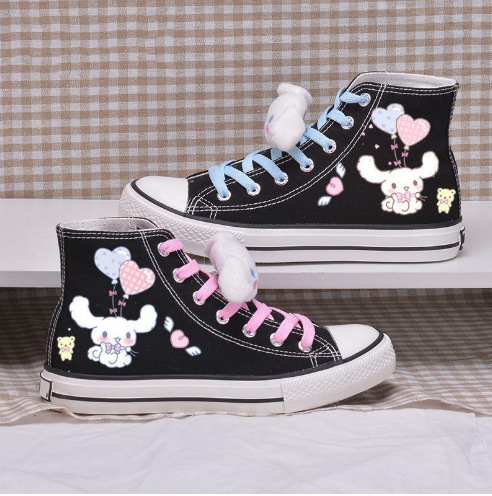 ハイカットスニーカー かわいいキャラクター柄ハイカット