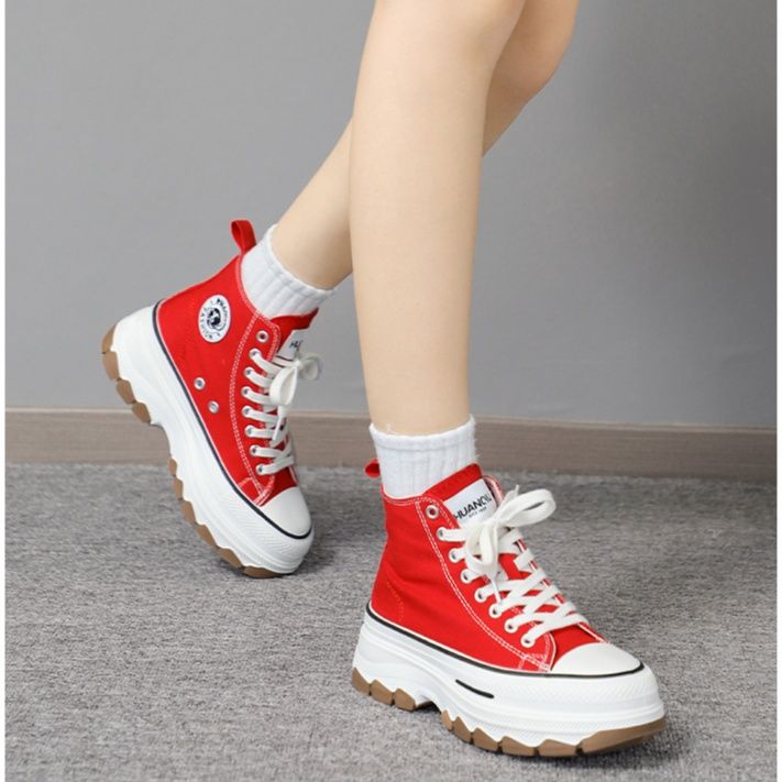 ハイカットスニーカー 厚底ハイカットスニーカー 冒険スタイル