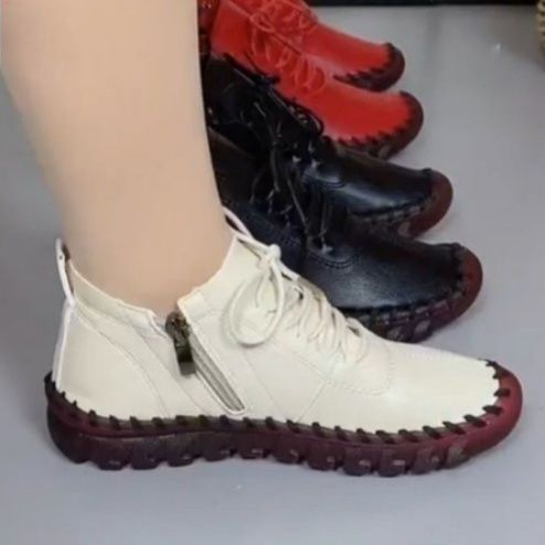 ハイカットスニーカー 手縫い風モカシンハイカットスニーカー