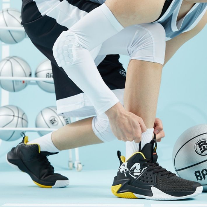 ハイカットスニーカー 人気 軽量 バスケットシューズ 衝撃吸収性 部活 スポーツ 学校 グリップ力 すべりにくい クッション 安定感