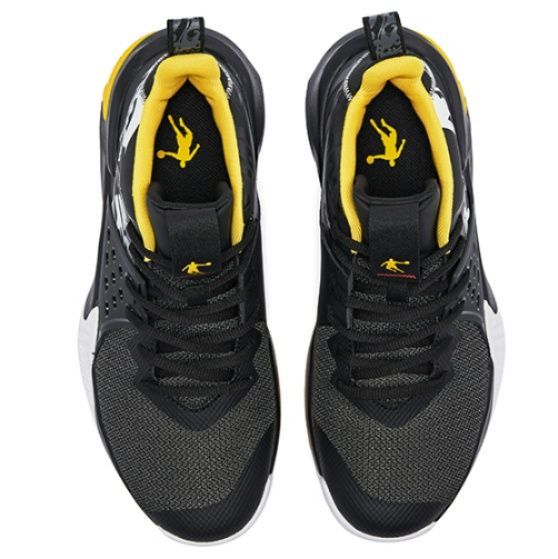 ハイカットスニーカー 人気 軽量 バスケットシューズ 衝撃吸収性 部活 スポーツ 学校 グリップ力 すべりにくい クッション 安定感