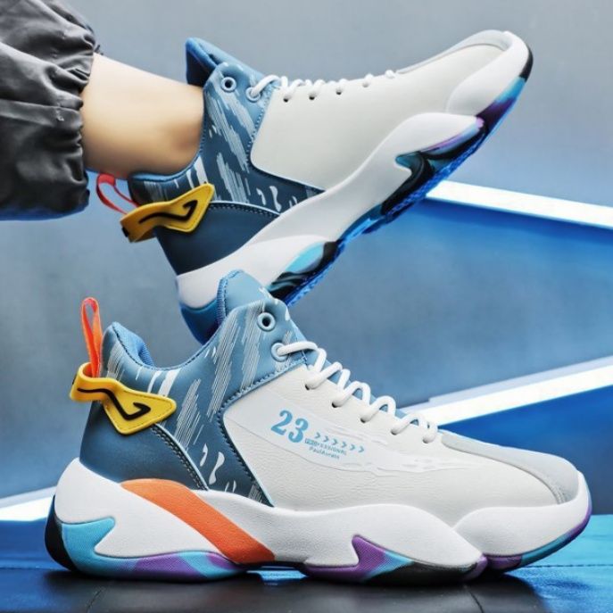 ハイカットスニーカー 疲れにくい 痛くならない 履きやすい 歩きやすい クッション 安定感 デイリーユース 日常使い 快適歩行