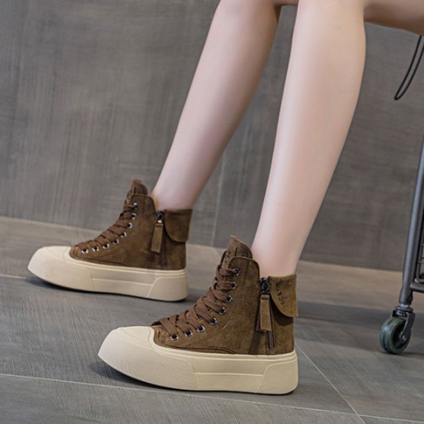 ハイカットスニーカー サイドジップ付き厚底 デイリーコーデ カジュアル きれいめコーデ スエード素材 